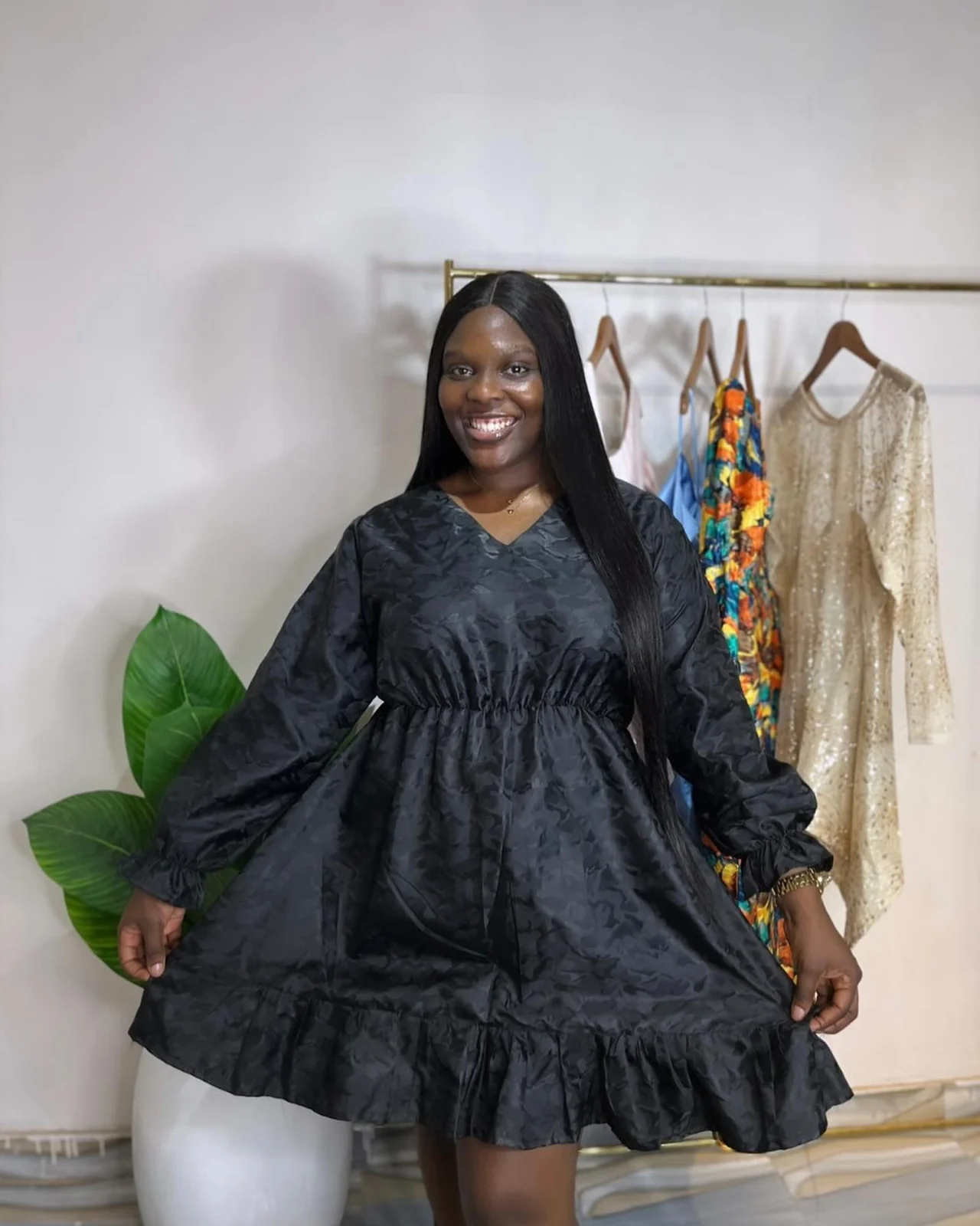 Black Ruffle Mini