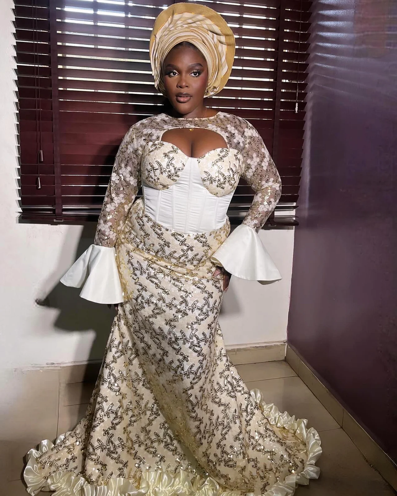 Gold Lace Asoebi