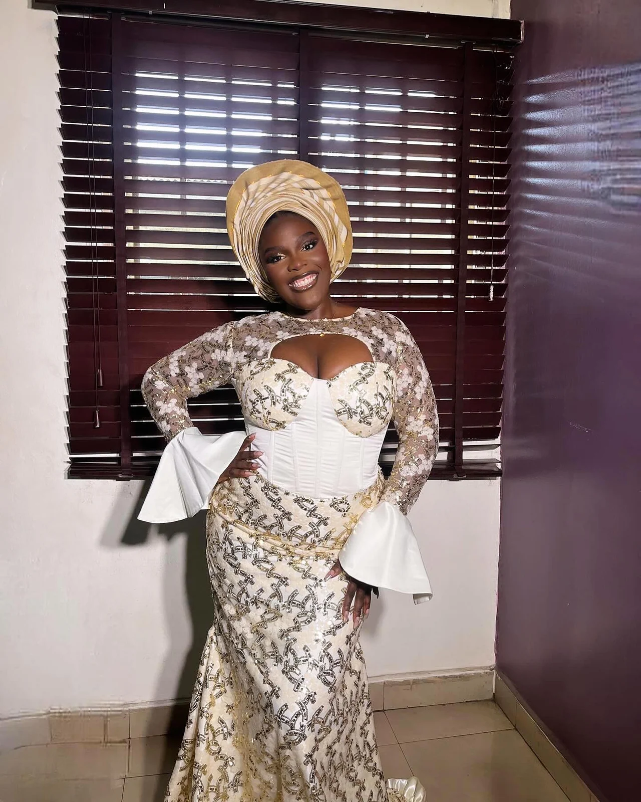 Gold Lace Asoebi